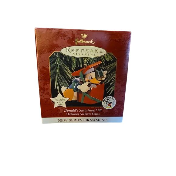 Hallmark Keepsake Ornament Donald's Surprising Gift Archives Series #1 - 1997 - Picture 1 of 6